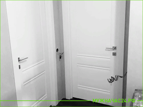 Установка двух межкомнатных дверей в квартире